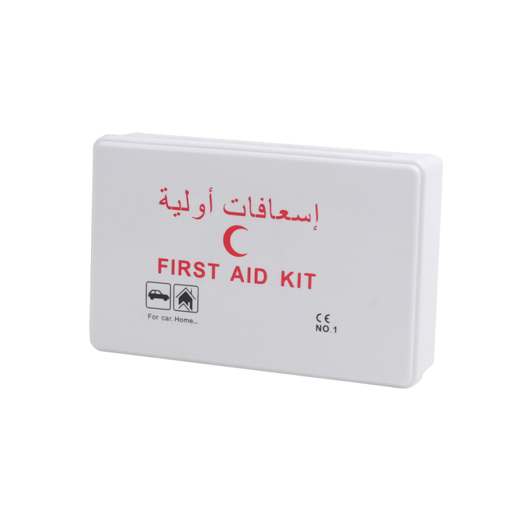 Белая пластиковая аптечка с аксессуарами, медицинские принадлежности для домашнего автомобиля на заводе